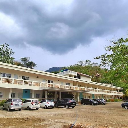 Hotel Cipunaga Ciemas Eksteriør bilde